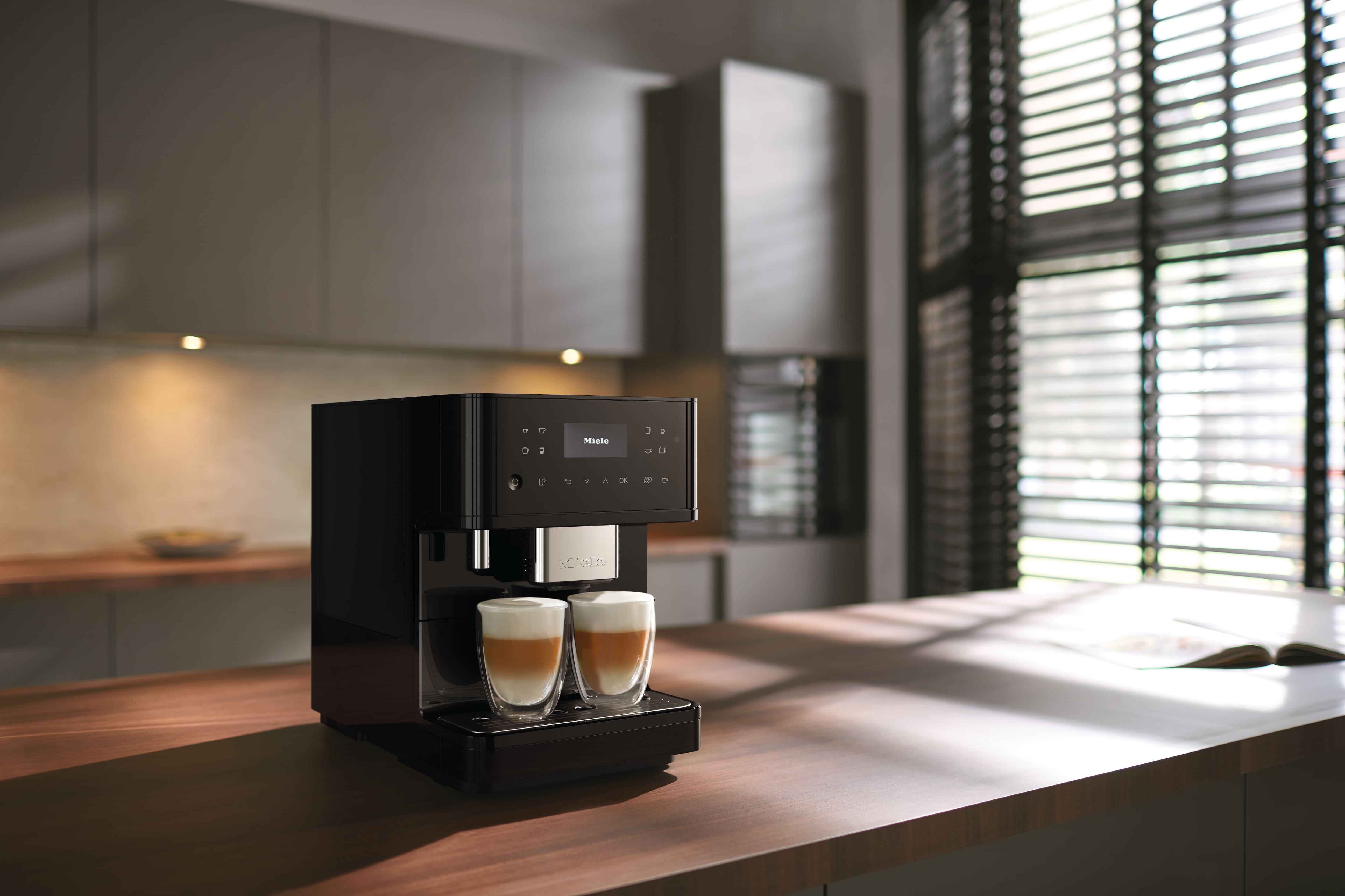 Кофемашина Miele CM 6160 MilkPerfection OBSW