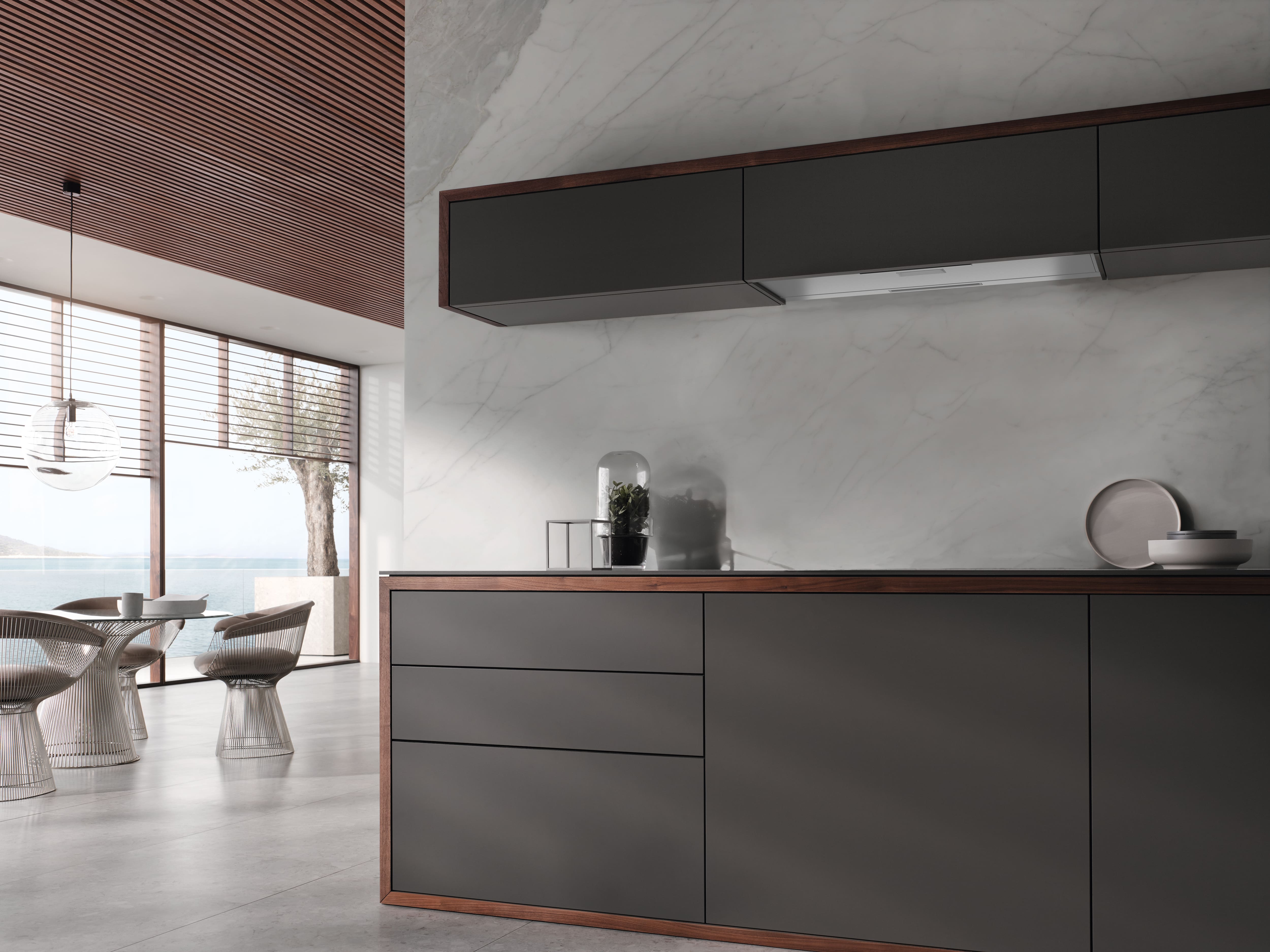 Вытяжка Miele DAS 8930