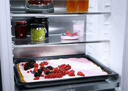 Встраиваемый холодильник Miele KFN 7774 B фото 5