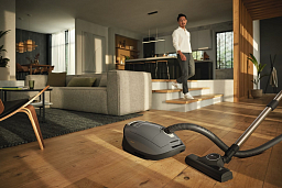 Пылесос Miele Complete C3 Active Parquet PowerLine SGDF5 серый фото 4