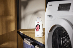 Средство для стирки деликатных тканей и изделий из шерсти Miele Wool Care 11997230EU6 фото 2