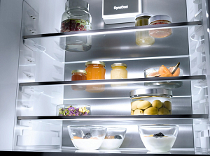 Встраиваемый холодильник Miele KFN 7785 C фото 2