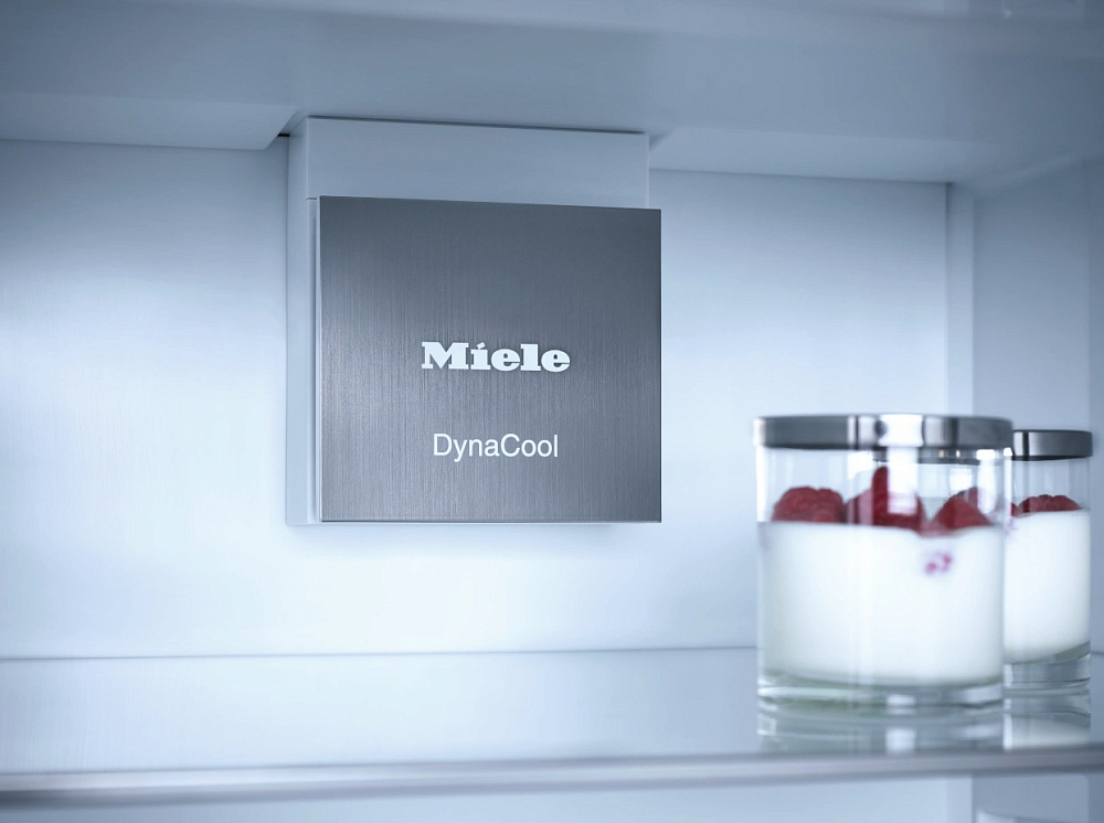 Встраиваемый холодильник Miele KFN 7744 C фото 5