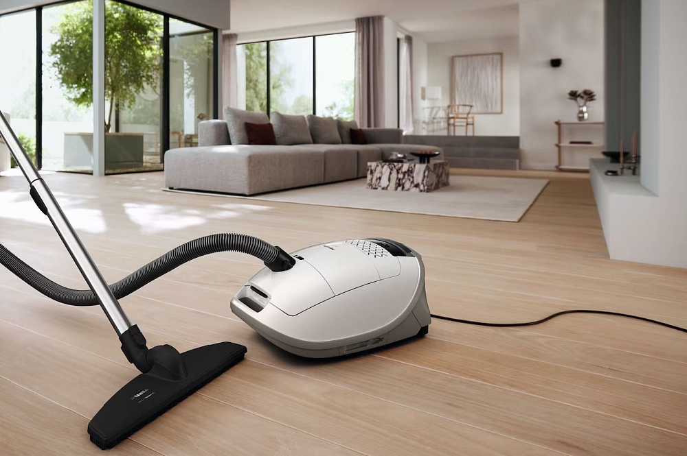 Пылесос Miele SVTF0 Защитник М1 паркетный пол (Guard M1 Parquet XL), бриллиантовый белый фото 6